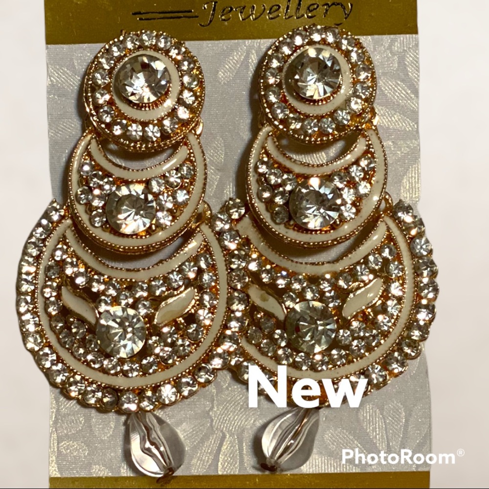 Gold N Silver Danglers